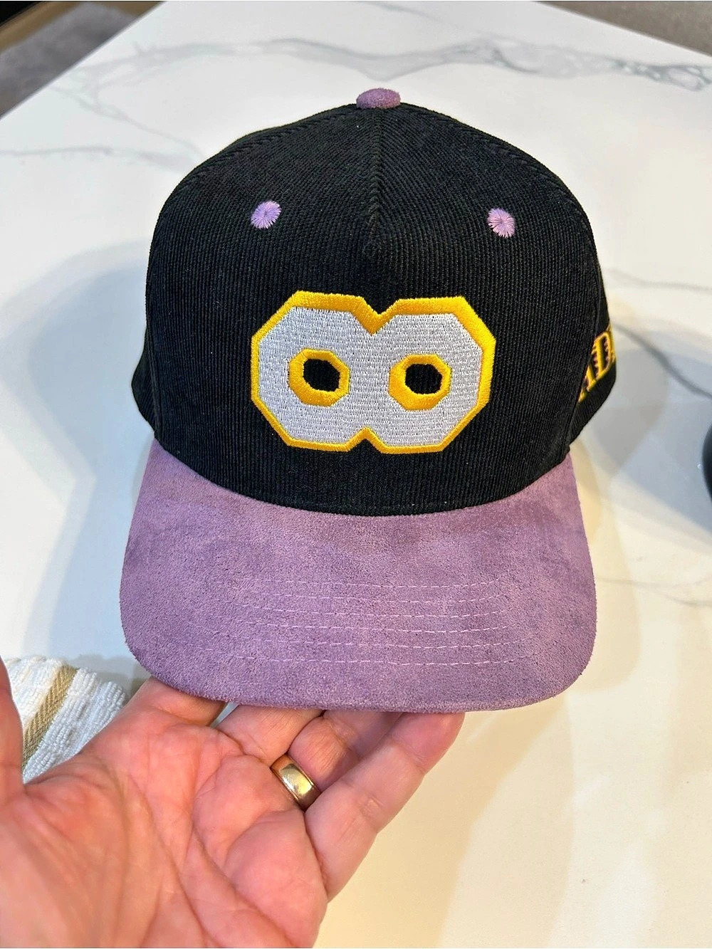 Men’s LADE 8 Cap Black & Purple Snapback Hat